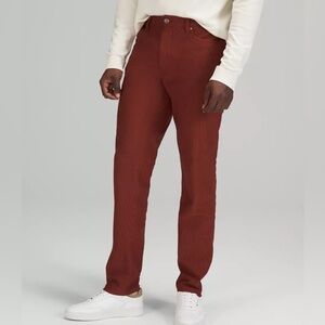 Men’s Lululemon Slim fit ABC pant